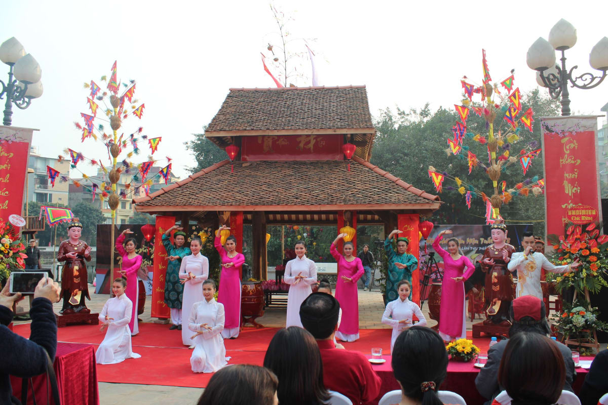 Private tour: Spring Calligraphy Festival with local guide - Image 1